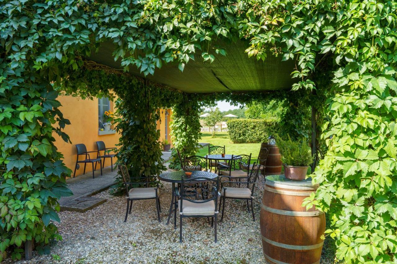 La Scuderia Casa Vacanze Guest House Арецо Екстериор снимка